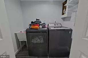 8203 Woodside Ct, Parkville, MD 21234 - Photo 30