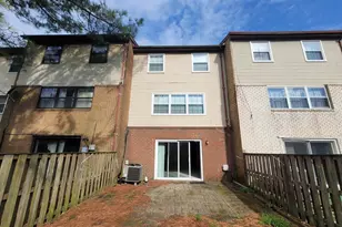 26 Pickersgill Square, Owings Mills, MD 21117 - Photo 2