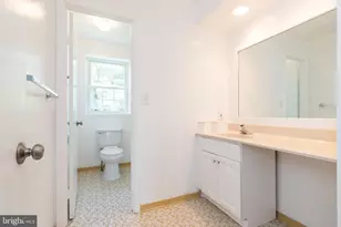 37 Cardor Ct, Baltimore, MD 21236 - Photo 26