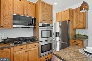 2 Norwich Ct, Owings Mills, MD 21117 - Photo 12