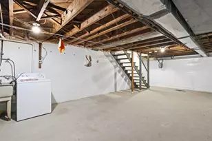 7913 St Monica Dr, Baltimore, MD 21222 - Photo 10
