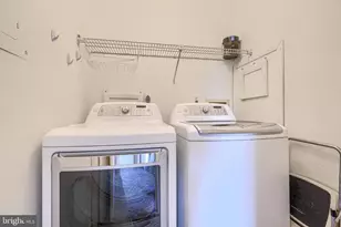 2 Summit Hill Ct, Baltimore, MD 21228 - Photo 28