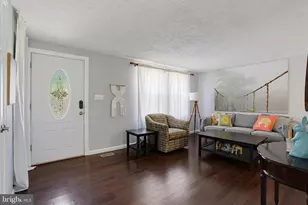 7 Shoreham Ct, Nottingham, MD 21236 - Photo 2