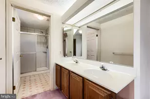 9932 Britinay Ln, Baltimore, MD 21234 - Photo 18