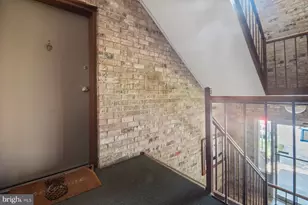 11906 Tarragon Rd, Reisterstown, MD 21136 - Photo 2