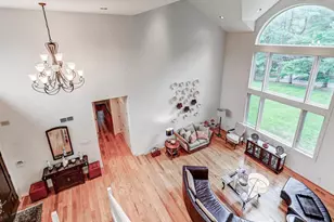 11087 Hidden Trail Dr, Owings Mills, MD 21117 - Photo 10