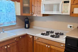 210 Pinewood Rd, Baltimore, MD 21222 - Photo 4