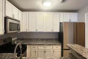 6832 Hayley Ridge Way, Baltimore, MD 21209 - Photo 8