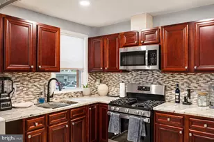 7487 Berkshire Rd, Baltimore, MD 21224 - Photo 2