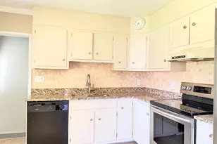6 E Aylesbury, Lutherville Timonium, MD 21093 - Photo 6