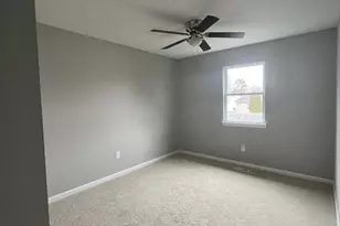 406 Essexwood Ct, Essex, MD 21221 - Photo 10