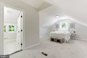 1 Glenwood Ave, Baltimore, MD 21228 - Photo 18