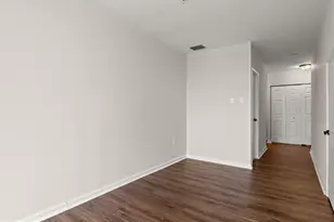 28 Allegheny Ave, Towson, MD 21204 - Photo 8
