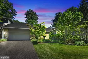 6715 Newstead Ln, Baltimore, MD 21209 - Photo 2