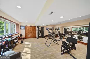 6715 Newstead Ln, Baltimore, MD 21209 - Photo 36