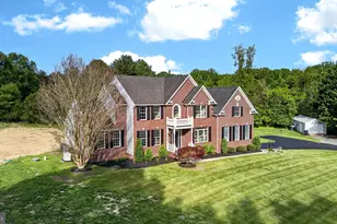 8 Noah Ct, Woodstock, MD 21163 - Photo 2
