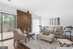 19 Saddle Ct, Baltimore, MD 21208 - Photo 8