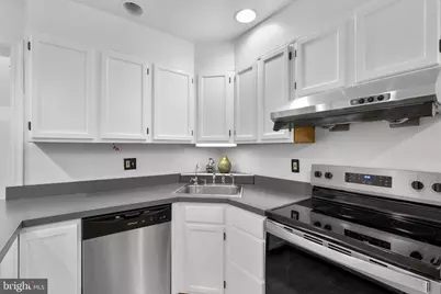 7512 Far Hills Drive, Towson, MD 21286 - Photo 8