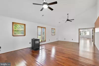 7512 Far Hills Drive, Towson, MD 21286 - Photo 18