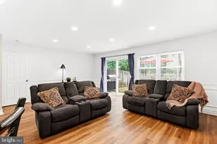 9 Island Run Ct, Catonsville, MD 21228 - Photo 14