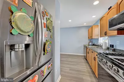 521 Riverside Drive, Essex, MD 21221 - Photo 8