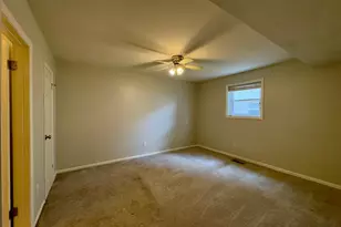 11 Warren Lodge Ct, Cockeysville, MD 21030 - Photo 12
