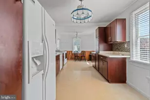 14 Ridgemoor Rd, Baltimore, MD 21221 - Photo 12
