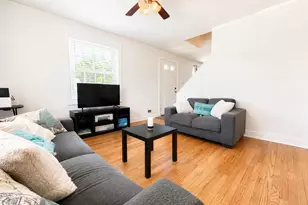7901 Rolling View Ave, Baltimore, MD 21236 - Photo 8