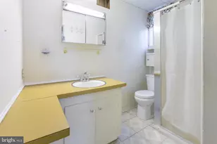 1813 Cromwood Rd, Baltimore, MD 21234 - Photo 22