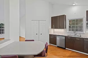 24 Stags Leap Ct, Baltimore, MD 21208 - Photo 14