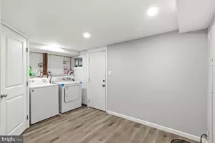 8530 Oakleigh Rd, Parkville, MD 21234 - Photo 12