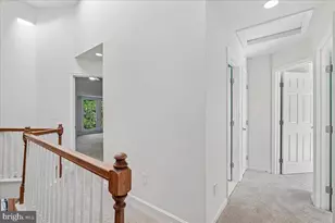 34 Old Dominion Ct, Catonsville, MD 21228 - Photo 18
