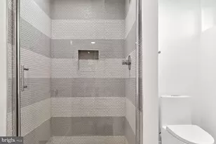 8214 Laurel Dr, Parkville, MD 21234 - Photo 16