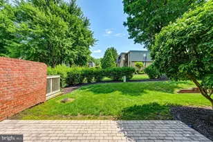 15 Stonehenge Cir, Baltimore, MD 21208 - Photo 18