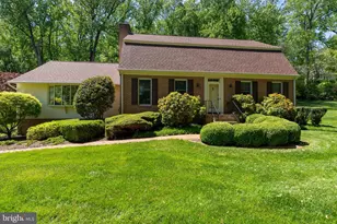 4312 Manorwood Dr, Glen Arm, MD 21057 - Photo 2