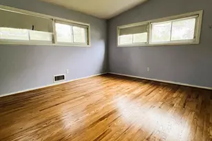 2400 Lightfoot Dr, Baltimore, MD 21209 - Photo 18