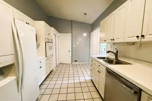 2400 Lightfoot Dr, Baltimore, MD 21209 - Photo 8
