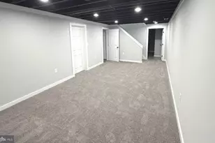 3909 Thoroughbred Ln, Owings Mills, MD 21117 - Photo 18