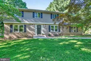 3909 Thoroughbred Ln, Owings Mills, MD 21117 - Photo 2