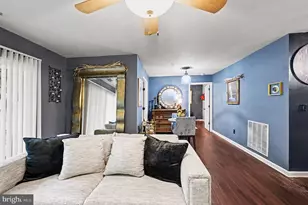 4 Ashlar Hill Ct, Baltimore, MD 21234 - Photo 8