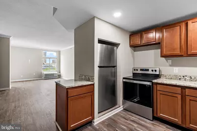 28 Allegheny Avenue #910, Towson, MD 21204 - Photo 16