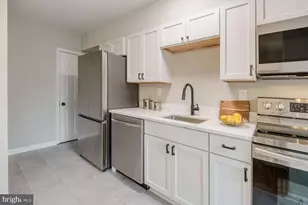 8301 Kendale Rd, Parkville, MD 21234 - Photo 10