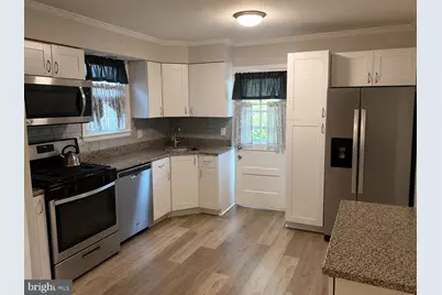 9530 Burton Avenue, Parkville, MD 21234 - Photo 4