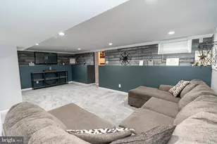 220 Pinewood Rd, Baltimore, MD 21222 - Photo 26