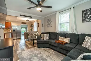 220 Pinewood Rd, Baltimore, MD 21222 - Photo 12