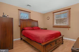 8402 Church Ln, Randallstown, MD 21133 - Photo 12