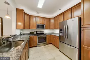 7701 Travertine Dr, Baltimore, MD 21209 - Photo 6
