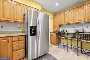 2 Greenlea Dr, Pikesville, MD 21208 - Photo 18