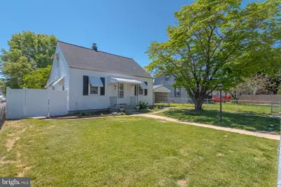 18 Avenal Road, Baltimore, MD 21221 - Photo 2