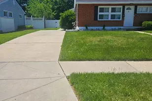 2431 Woodcroft Rd, Baltimore, MD 21234 - Photo 2